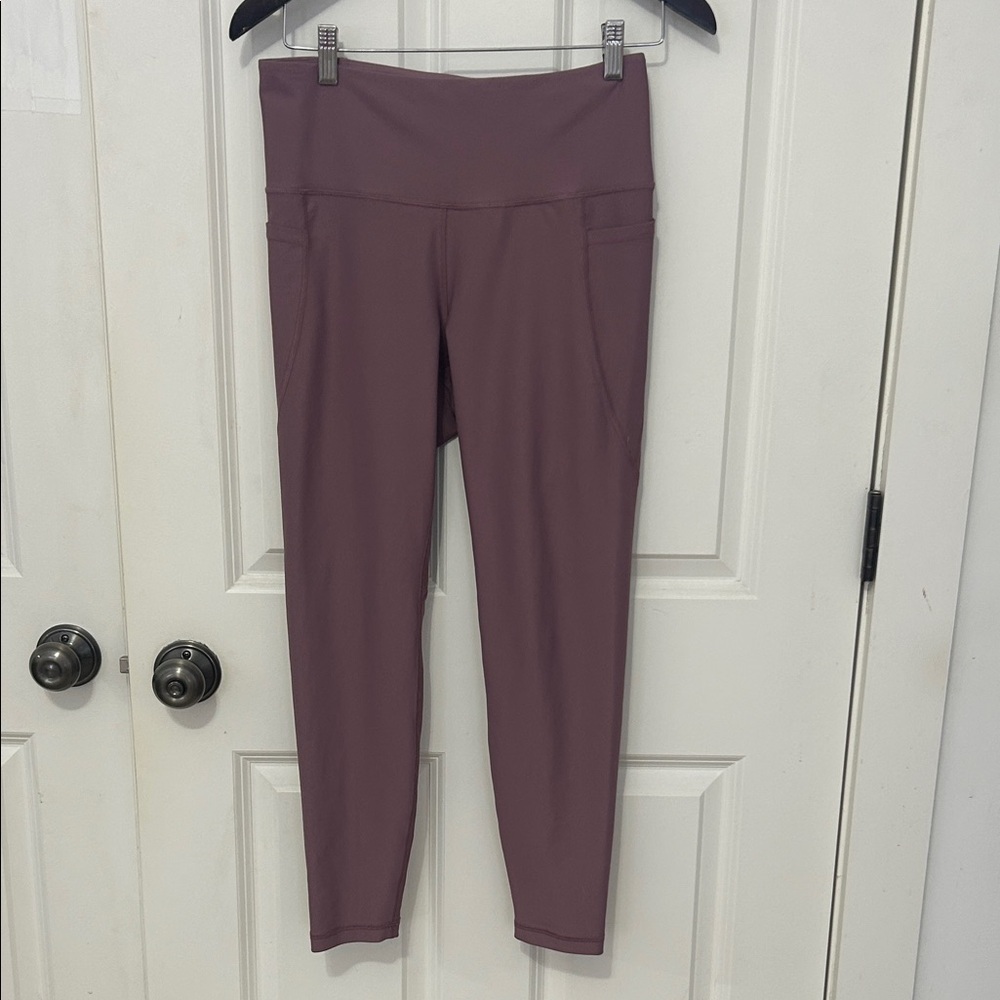 Old Navy Active elevate legging go dry leggings size small Maeve pink athleisure